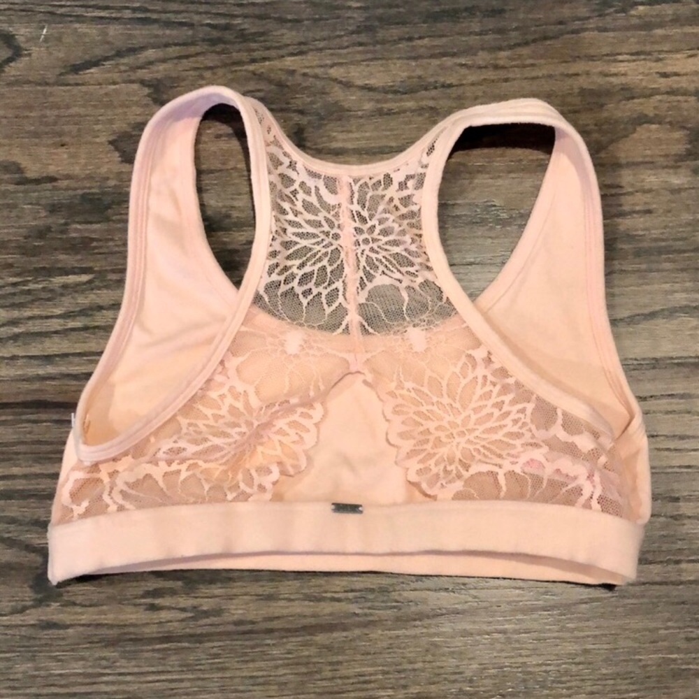 Light Pink Lace Victoria’s Secret Sports Bralette